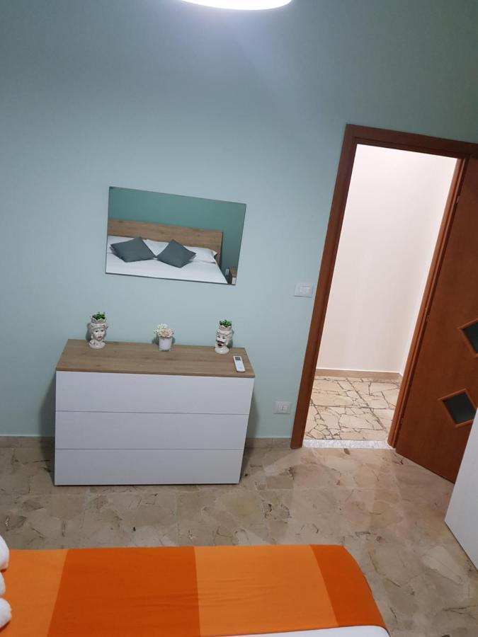 Lotus Of Etna Apartment Catania Bagian luar foto