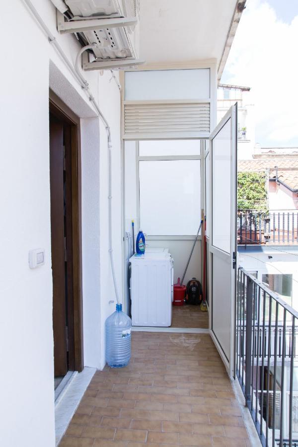 Lotus Of Etna Apartment Catania Bagian luar foto
