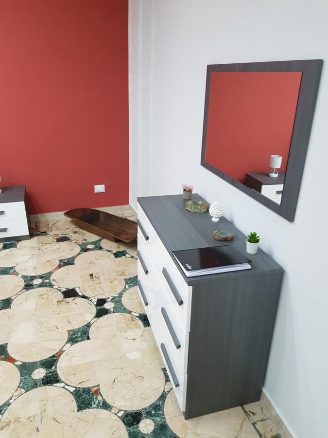 Lotus Of Etna Apartment Catania Bagian luar foto