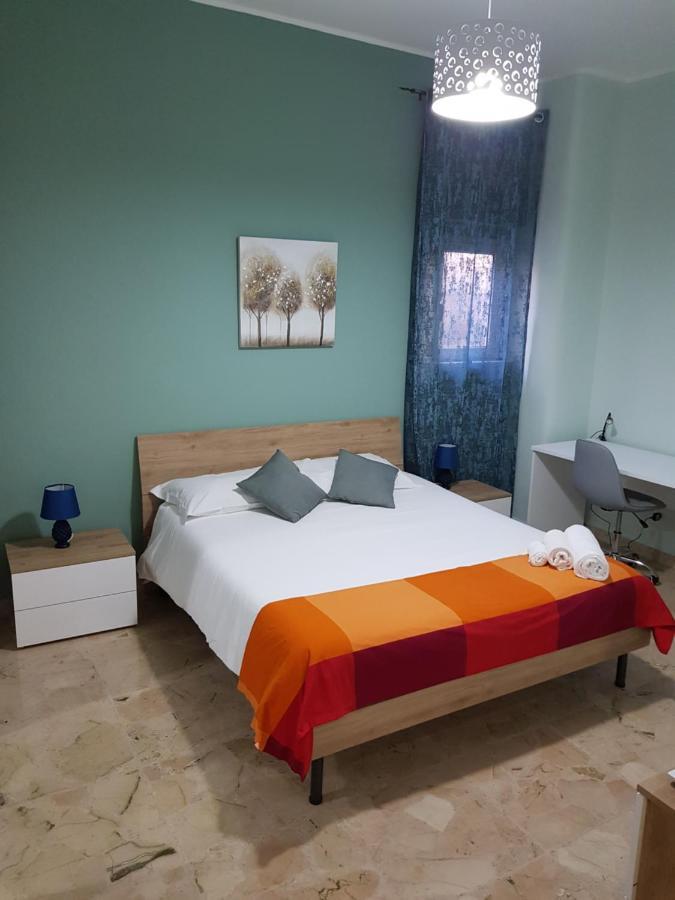 Lotus Of Etna Apartment Catania Bagian luar foto
